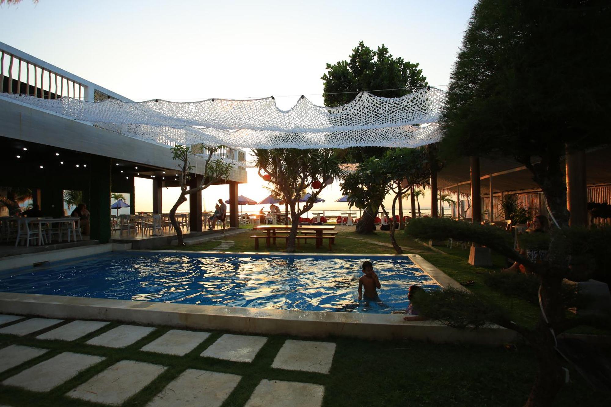 3 Monkeys Lembongan Studio Apartments Gym Recovery Centre Kültér fotó